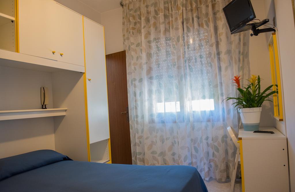 Hotel Malibran Лидо ди Йезоло Екстериор снимка