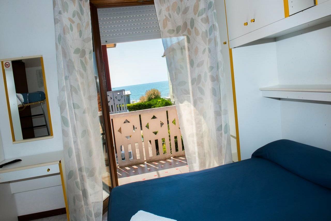 Hotel Malibran Лидо ди Йезоло Екстериор снимка